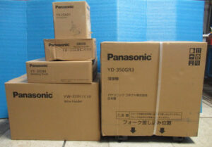 未開封 2023年購入品 Panasonic パナソニック フルデジタル半自動溶接機 YD-350GR3 / ワイヤー送給装置 トーチ遠隔制御器付き