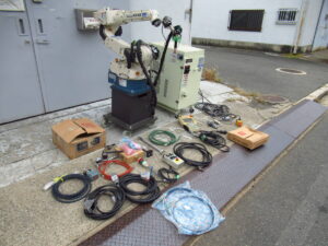 ダイヘン ロボット溶接機 Almega A2-V6 / AX21